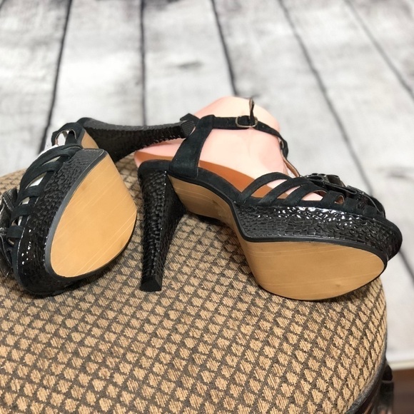 7.5 Black Suede T Strap Sandals Jeffrey Campbell - Picture 4 of 6